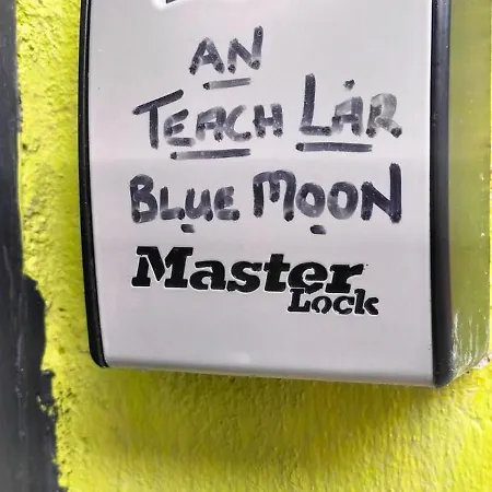 Blue Moon Self Catering *