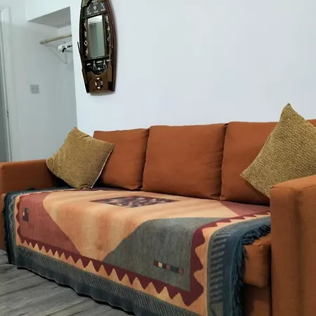 Blue Moon Self Catering Tatil Evi *