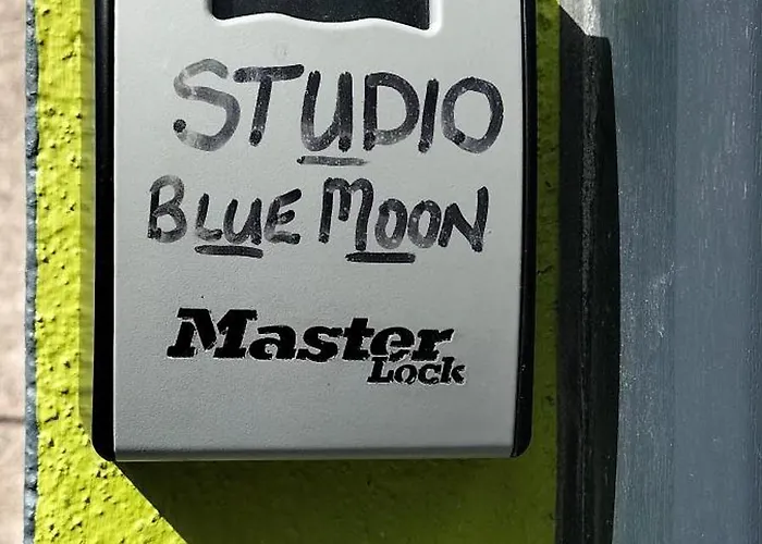 Blue Moon Self Catering 別荘 Dunkineely