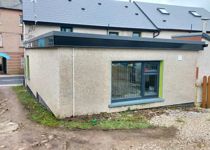 Blue Moon Self Catering * Dunkineely