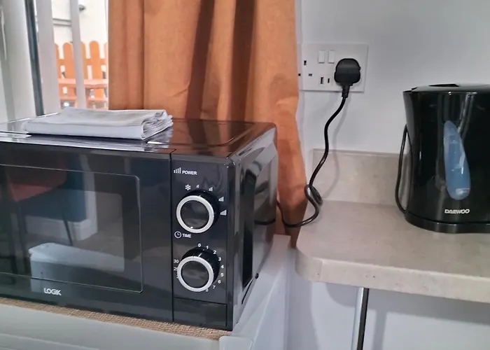 Blue Moon Self Catering *